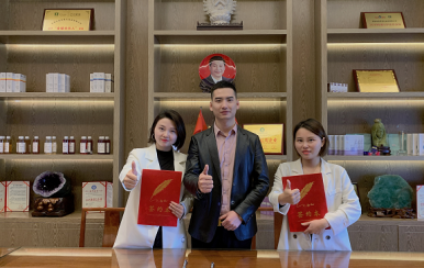 恭喜廣東深圳光明紀小姐，張小姐成功簽約加盟翌芙萊。