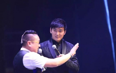 焦恩俊親臨助陣翌芙萊·炏焱集團(tuán)新品發(fā)布會(huì)，開啟美和健康新征程